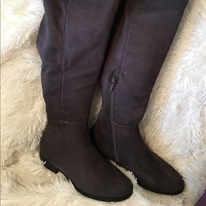 Wide calf knee boots